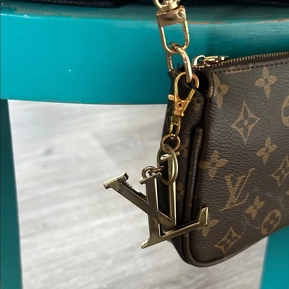 Louis Vuitton Look Alike Purse Charm - Picture 7 of 7